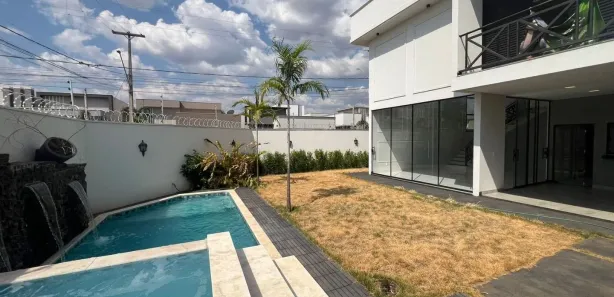 Sobrado com 4 Quartos à venda, 290m² no Plano Diretor Sul, Palmas