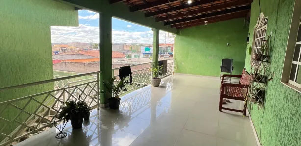 Sobrado com 8 Quartos à venda, 400m² no Condomínio Privê Lucena Roriz, Brasília