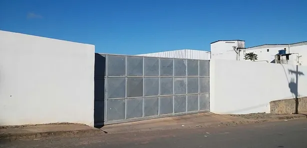 Galpão/Depósito/Armazém para alugar, 750m² no Recreio Ipitanga, Lauro de Freitas
