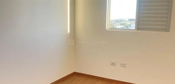 Apartamento com 2 Quartos para alugar, 55m² no Jardim Santa Rosa, Maringá