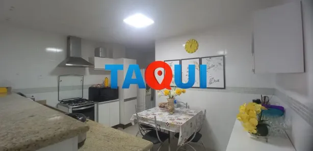 Casa com 3 Quartos para alugar, 97m² no Peró, Cabo Frio