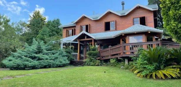 Casa de Condomínio com 4 Quartos à venda, 268m² no Planalto, Gramado