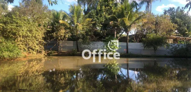 Fazenda/Sítio com 2 Quartos à venda, 150m² no , Campo Limpo de Goiás