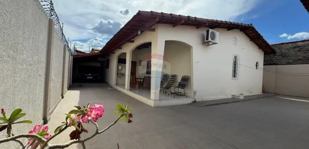 Casa com 3 Quartos à venda, 274m² no Jardim Filadélfia, Araguaína
