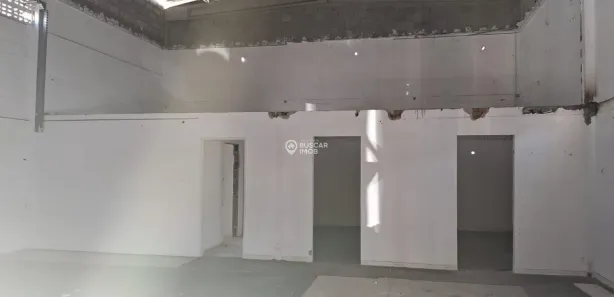 Galpão/Depósito/Armazém para alugar, 200m² no Buraquinho, Lauro de Freitas