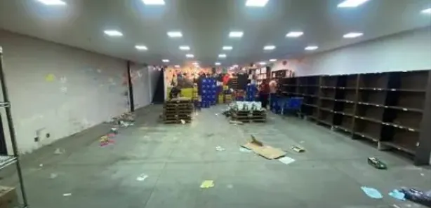 Galpão/Depósito/Armazém à venda, 850m² no Minaslândia (P Maio), Belo Horizonte