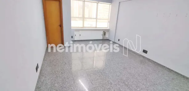 Sala Comercial à venda, 28m² no Santo Antônio, Belo Horizonte