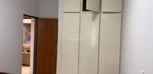 Imóvel Comercial com 3 Quartos para venda ou aluguel, 214m² no Centro, Araraquara