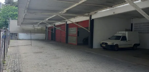 Galpão/Depósito/Armazém à venda, 700m² no Matatu, Salvador