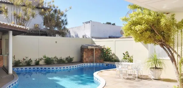 Casa de Condomínio com 3 Quartos à venda, 300m² no , Porto Seguro