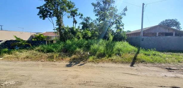 Lote/Terreno à venda, 325m² no Saint Etienne, Matinhos