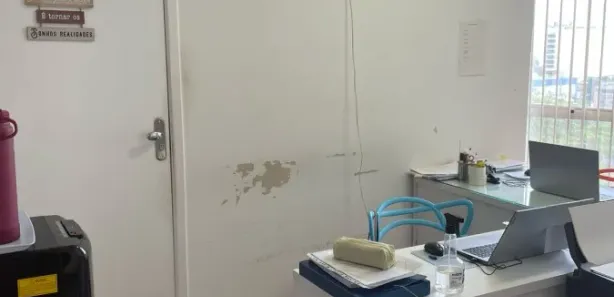 Sala Comercial à venda, 30m² no Centro, São Gonçalo