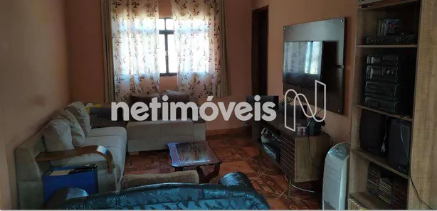 Casa com 4 Quartos à venda, 286m² no Ipê, Belo Horizonte