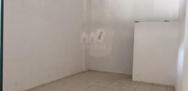 Ponto Comercial para alugar, 28m² no Retiro, Petrópolis