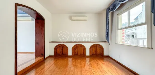 Apartamento com 3 Quartos à venda, 139m² no Leme, Rio de Janeiro