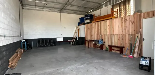 Galpão/Depósito/Armazém para alugar, 90m² no São Caetano, Caxias do Sul