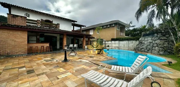 Casa de Condomínio com 4 Quartos à venda, 510m² no Enseada, Guarujá