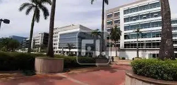 Sala Comercial para alugar, 544m² no Barra Olímpica, Rio de Janeiro