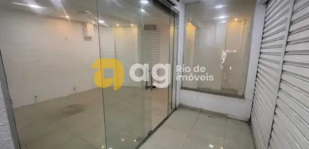 Ponto Comercial para alugar, 32m² no Vila Valqueire, Rio de Janeiro