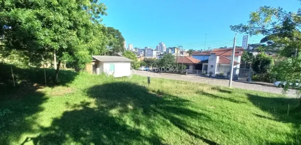 Lote/Terreno à venda, 2193m² no Nossa Senhora de Lourdes, Caxias do Sul