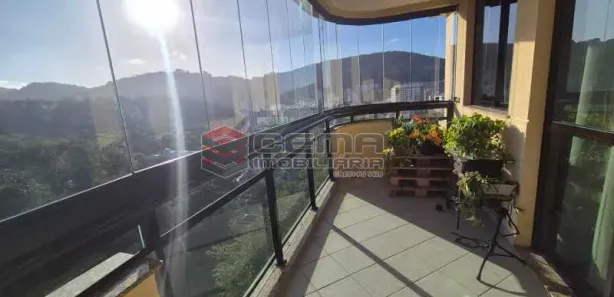 Apartamento com 2 Quartos para alugar, 76m² no Laranjeiras, Rio de Janeiro