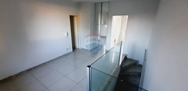 Casa com 3 Quartos para alugar, 70m² no São Luiz, Belo Horizonte