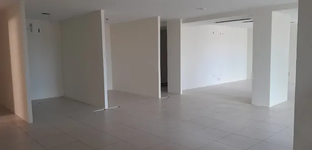 Ponto Comercial para alugar, 232m² no Pituba, Salvador
