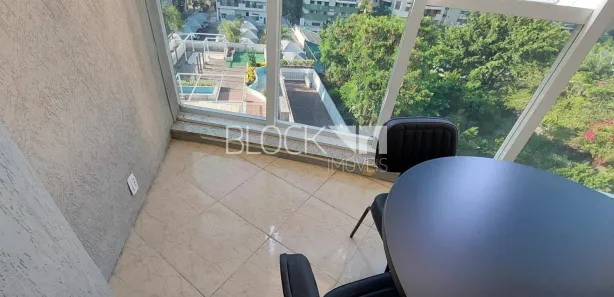 Sala Comercial para venda ou aluguel, 33m² no Barra Olímpica, Rio de Janeiro