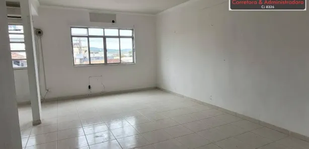 Sala Comercial para alugar, 30m² no Centro, São Pedro da Aldeia