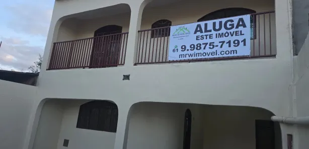 Sobrado com 4 Quartos para alugar, 170m² no Ceilândia Norte, Brasília