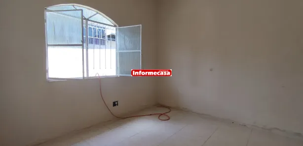 Casa com 1 Quarto para alugar, 35m² no Centro, Nova Iguaçu