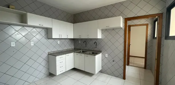 Apartamento com 3 Quartos para alugar, 145m² no Adrianópolis, Manaus
