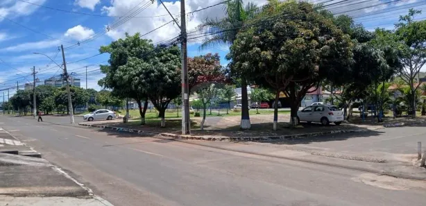 Sobrado com 4 Quartos à venda, 250m² no Samambaia Norte, Brasília