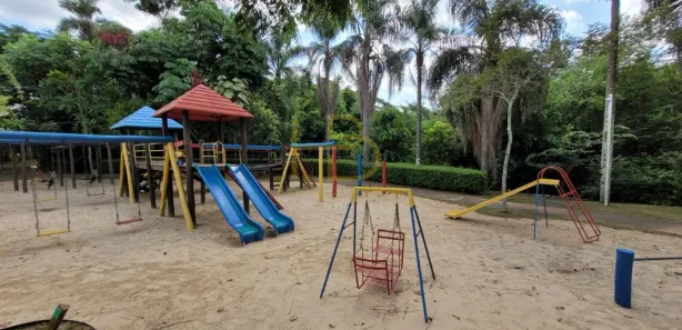 Casa de Condomínio com 4 Quartos para alugar, 334m² no Granja Olga I, Sorocaba