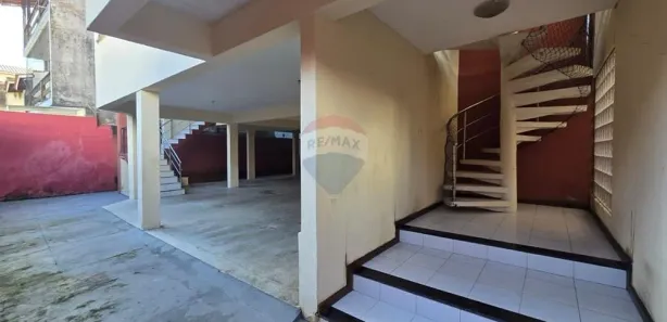 Casa com 6 Quartos à venda, 404m² no Itapuã, Salvador