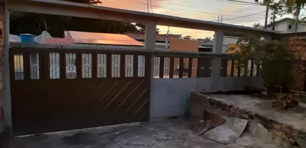 Casa com 3 Quartos à venda, 300m² no Nova Esperança, Manaus