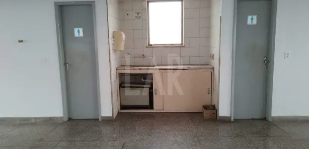 Sala Comercial para alugar, 550m² no Santa Efigênia, Belo Horizonte