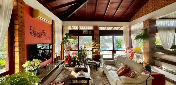 Casa de Condomínio com 4 Quartos à venda, 345m² no Enseada, Guarujá