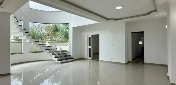 Casa de Condomínio com 3 Quartos para alugar, 550m² no Ponta Negra, Manaus
