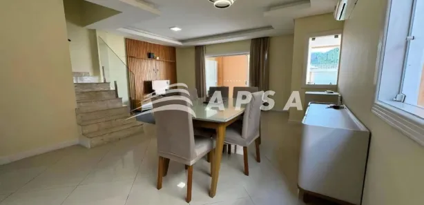 Casa com 5 Quartos para alugar, 300m² no Barra da Tijuca, Rio de Janeiro