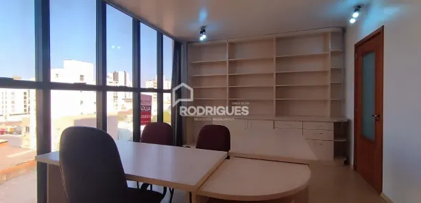 Sala Comercial à venda, 29m² no Centro, São Leopoldo