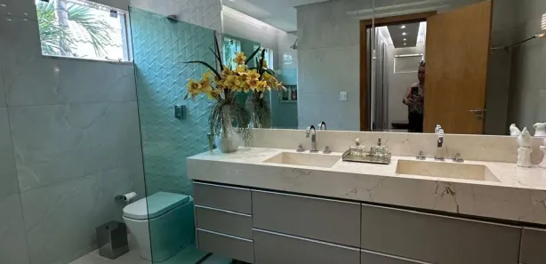 Casa de Condomínio com 4 Quartos para alugar, 385m² no Residencial Granville, Goiânia