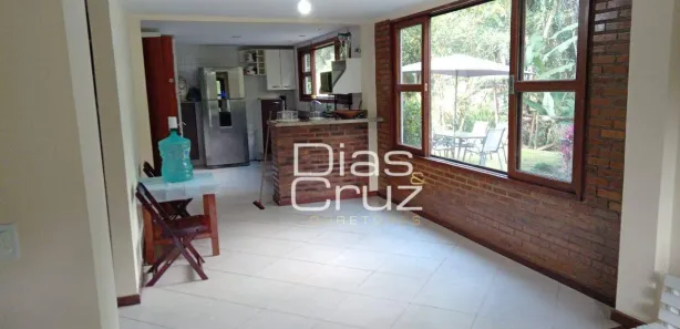 Fazenda/Sítio com 3 Quartos à venda, 2180m² no Sana, Macaé