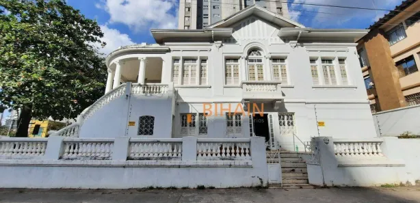 Casa com 5 Quartos para alugar, 800m² no Savassi, Belo Horizonte