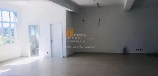 Sala Comercial à venda, 378m² no Panazzolo, Caxias do Sul