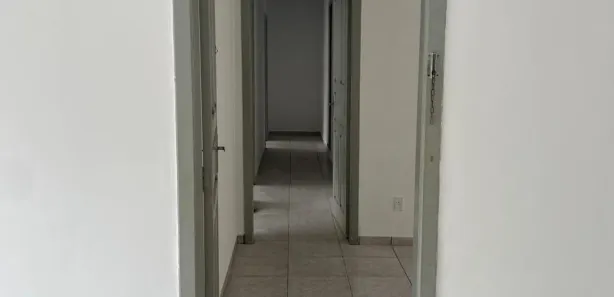 Apartamento com 3 Quartos para alugar, 130m² no Centro, Ponta Grossa
