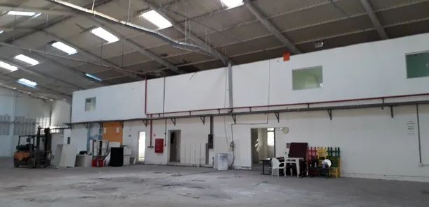 Galpão/Depósito/Armazém à venda, 2600m² no Centro, Simões Filho