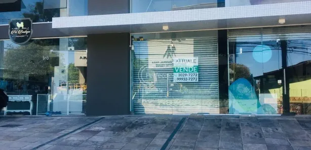 Sala Comercial à venda, 378m² no Panazzolo, Caxias do Sul