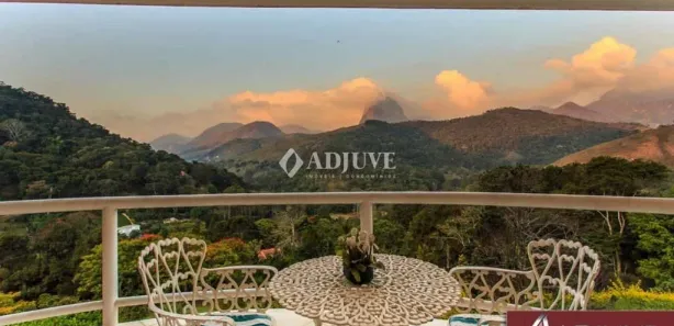 Casa de Condomínio com 6 Quartos para venda ou aluguel, 1600m² no Cuiabá, Petrópolis
