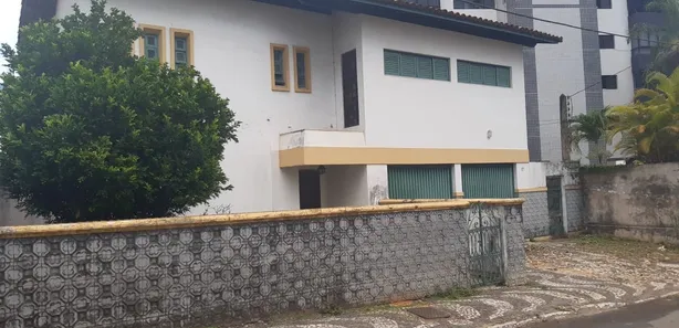 Casa com 4 Quartos para venda ou aluguel, 471m² no Jardim Apipema, Salvador